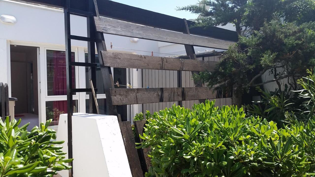 Centre Naturiste Villas Studio Agde Exterior photo